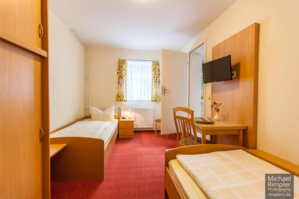Wanderhotel Sonnebergbaude Waltersdorf  Eksteriør bilde
